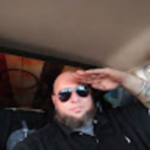 Meet your Posher, Larry